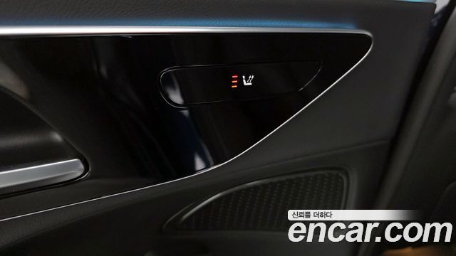 Mercedes-Benz E-Class E200 Avantgarde