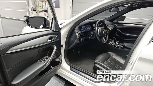 BMW 5-Series M550d xDrive