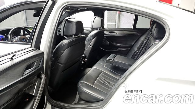 BMW 5-Series M550d xDrive