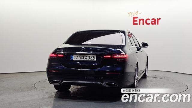 Mercedes-Benz E-Class E350 4MATIC AMG Line