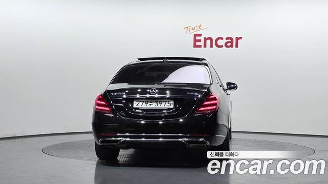 Mercedes-Benz S-Class Maybach S650