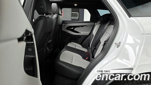 Land Rover Range Rover Evoque P250 Dynamic SE