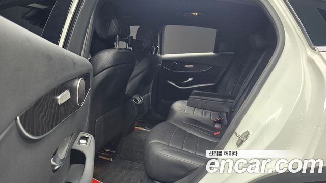 Mercedes-Benz GLC-Class GCL300 4MATIC Coupe