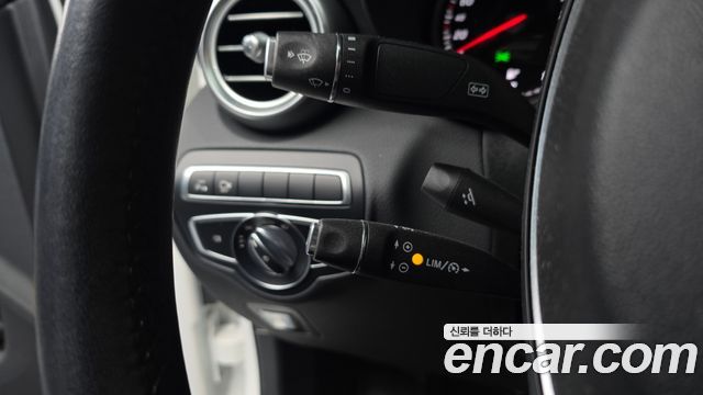 Mercedes-Benz GLC-Class GCL300 4MATIC Coupe
