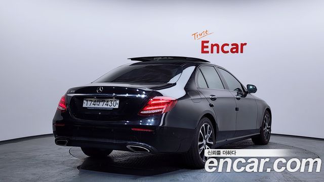 Mercedes-Benz E-Class E300 Avantgarde
