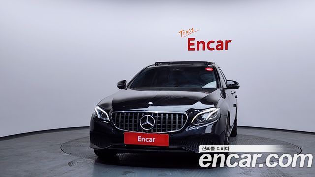 Mercedes-Benz E-Class E300 Avantgarde
