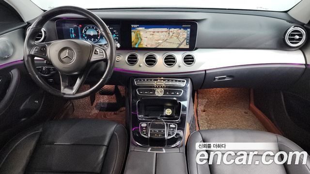 Mercedes-Benz E-Class E300 Avantgarde