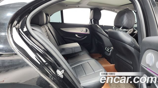 Mercedes-Benz E-Class E300 Avantgarde