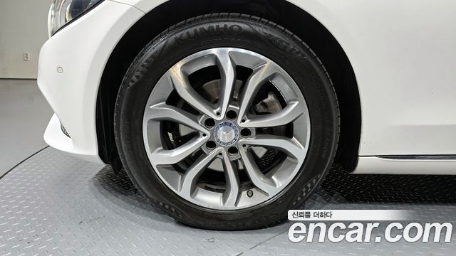 Mercedes-Benz C-Class C220 d Avantgarde