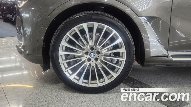 BMW X7 xDrive 40i Design Pure Excellence 7-Seater