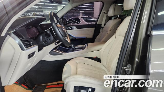 BMW X7 xDrive 40i Design Pure Excellence 7-Seater