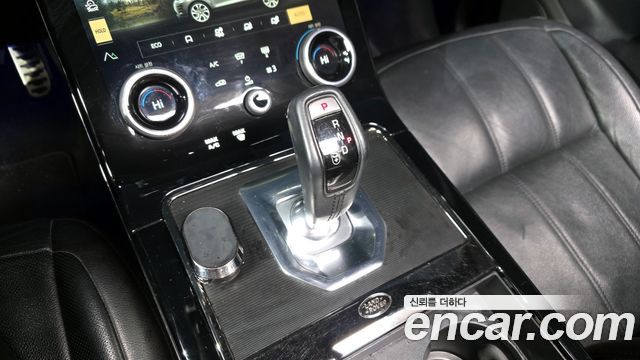 Land Rover Range Rover Evoque P250 R-Dynamic SE