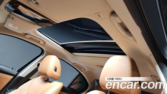 BMW 3-Series 320i