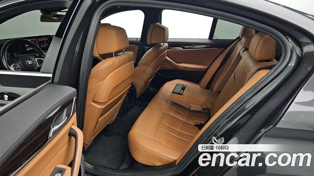 BMW 5-Series 520i M Sport