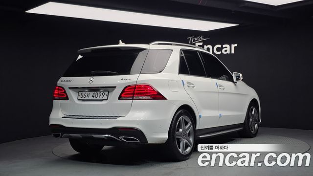 Mercedes-Benz GLE-Class GLE350 d 4MATIC Premium