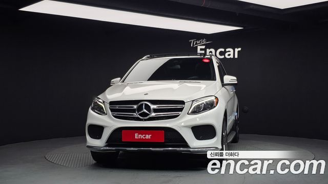 Mercedes-Benz GLE-Class GLE350 d 4MATIC Premium