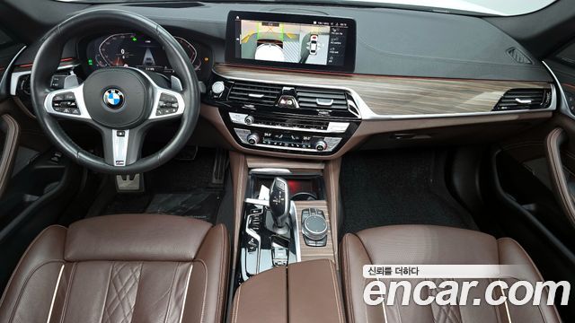 BMW 5-Series 530i xDrive M Sport Package