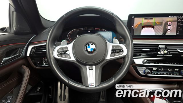 BMW 5-Series 530i xDrive M Sport Package