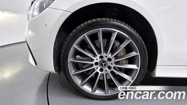 Mercedes-Benz E-Class E450 4MATIC Cabriolet