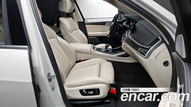 BMW X7 xDrive 40i Design Pure Excellence 7-Seater