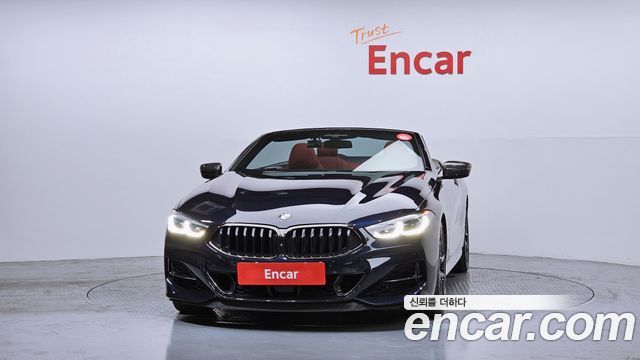BMW 8-Series M850i xDrive convertible