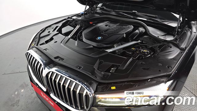 BMW 7-Series 740i M Sport