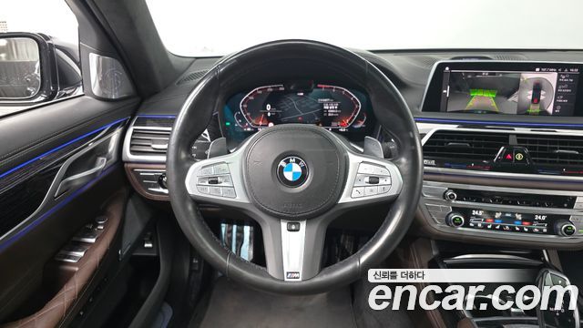 BMW 7-Series 740i M Sport