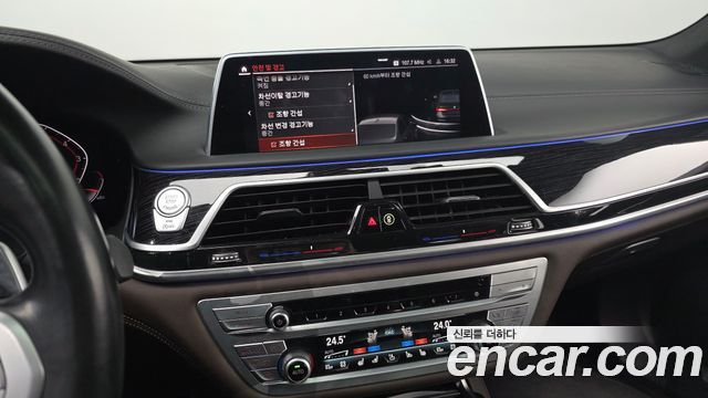 BMW 7-Series 740i M Sport