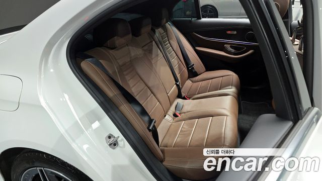 Mercedes-Benz E-Class E250 AMG Line