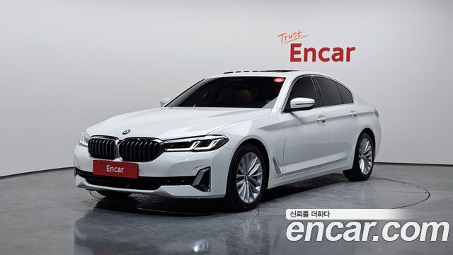 BMW 5-Series 520i Luxury