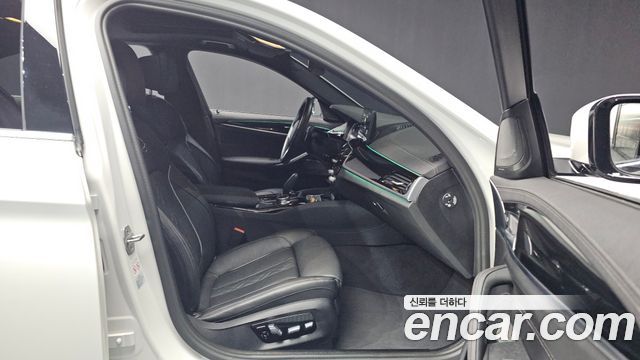 BMW 5-Series 530i M Sport Package