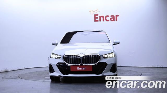 BMW 5-Series 530e xDrive M Sport