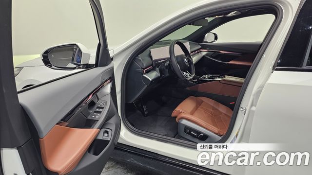 BMW 5-Series 530e xDrive M Sport
