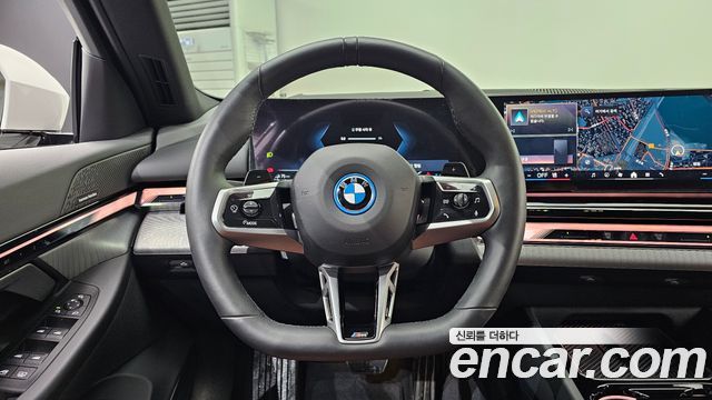 BMW 5-Series 530e xDrive M Sport