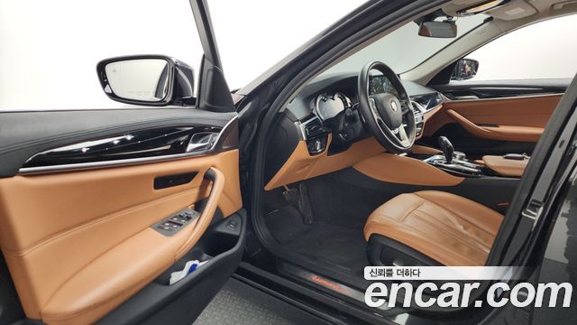 BMW 5-Series 520d Luxury Special Edition