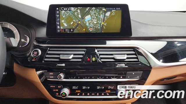 BMW 5-Series 520d Luxury Special Edition