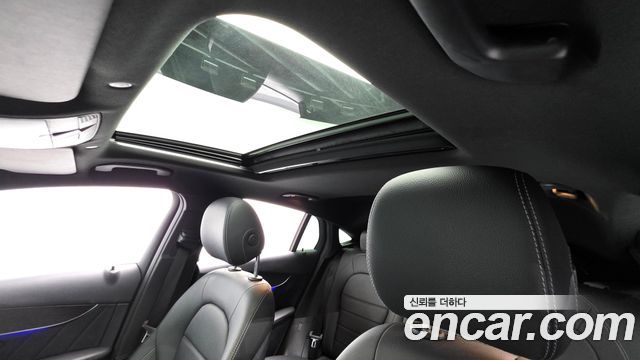 Mercedes-Benz GLC-Class GCL300 4MATIC Coupe