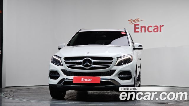 Mercedes-Benz GLE-Class GLE350 d 4MATIC