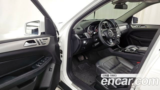 Mercedes-Benz GLE-Class GLE350 d 4MATIC