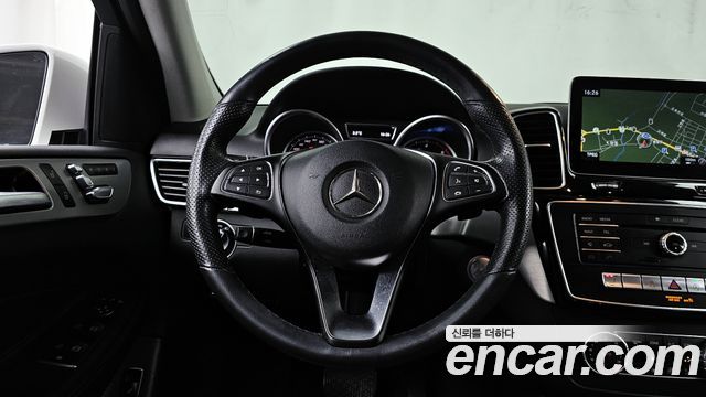 Mercedes-Benz GLE-Class GLE350 d 4MATIC