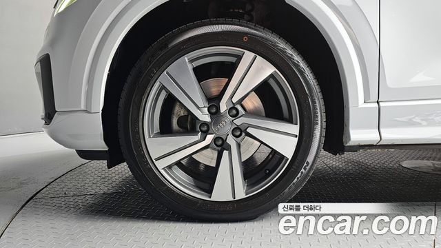 Audi Q2 35 TDI Premium