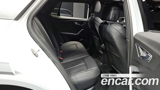 Audi Q2 35 TDI Premium