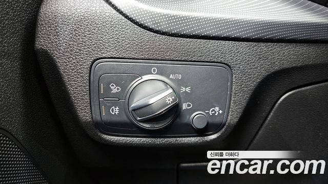 Audi Q2 35 TDI Premium
