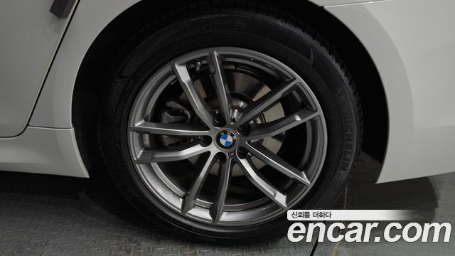 BMW 5-Series 520i M Sport