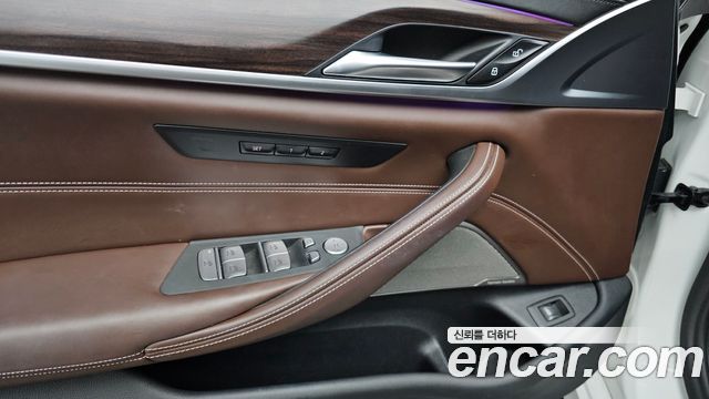 BMW 5-Series 520i M Sport