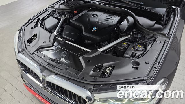 BMW 5-Series 530i M Sport Package Plus
