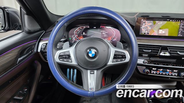 BMW 5-Series 530i M Sport Package Plus