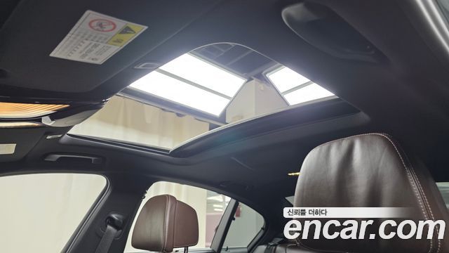 BMW 5-Series 530i M Sport Package Plus