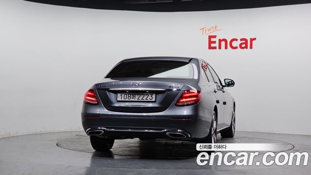 Mercedes-Benz E-Class E300 4MATIC AV Intelligent Drive