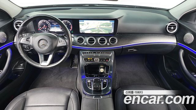 Mercedes-Benz E-Class E300 4MATIC AV Intelligent Drive